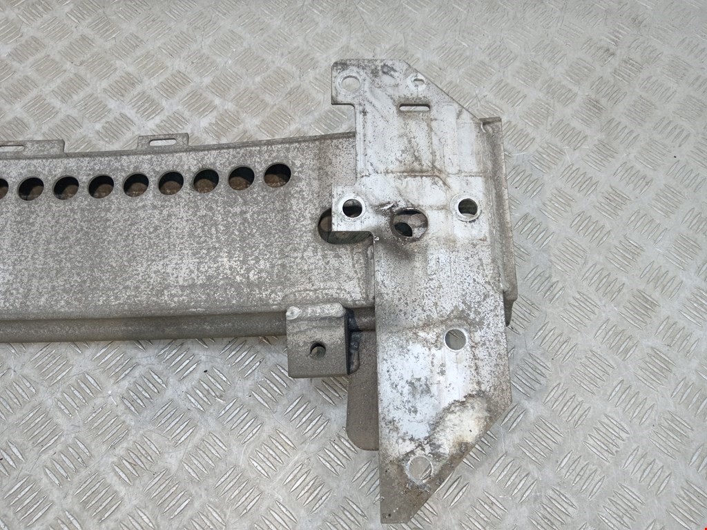 Усилитель переднего бампера (передний) MINI Hatch R50/R53 3-door 2001-2006