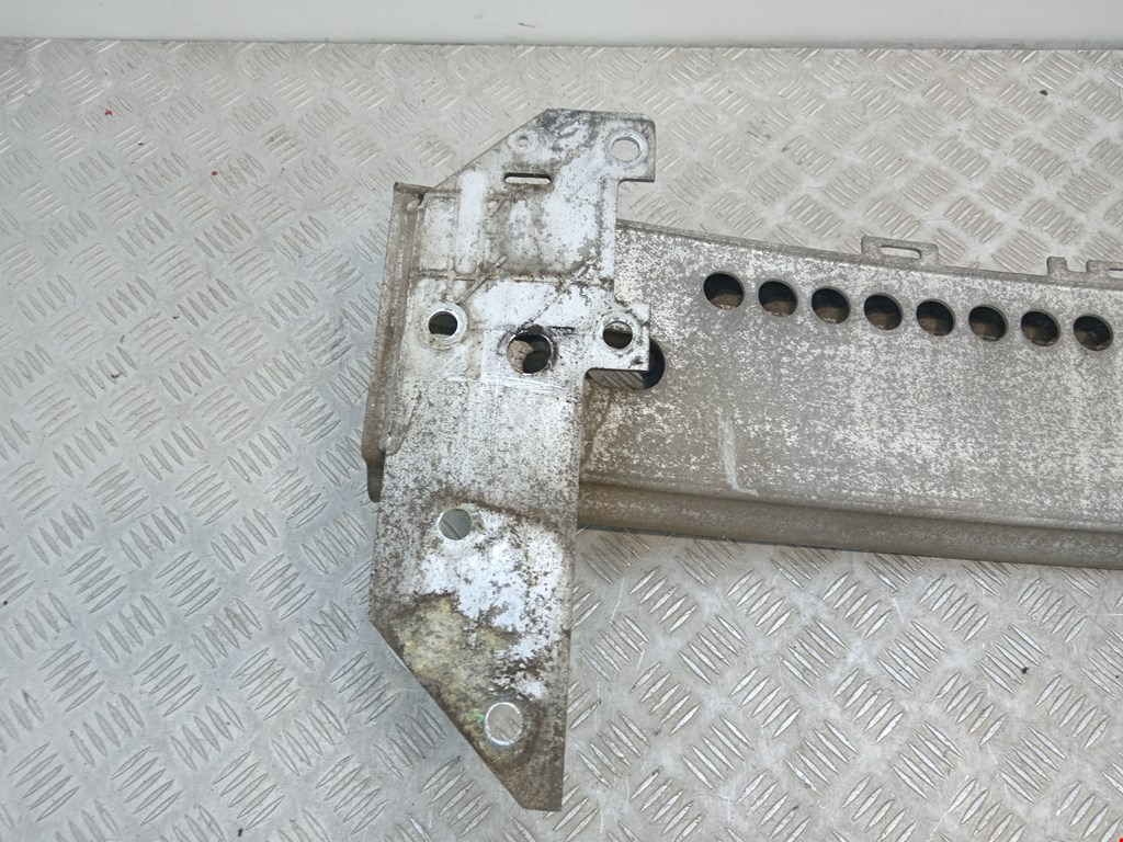 Усилитель переднего бампера (передний) MINI Hatch R50/R53 3-door 2001-2006