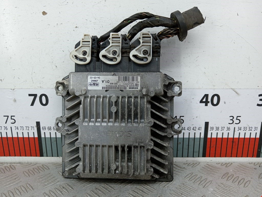 Блок управления двигателя (ЭБУ) VOLVO V50 I 2004-2012