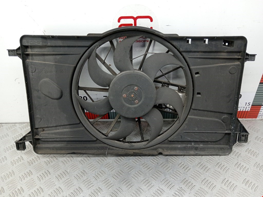 Вентилятор радиатора основного VOLVO V50 I 2004-2012