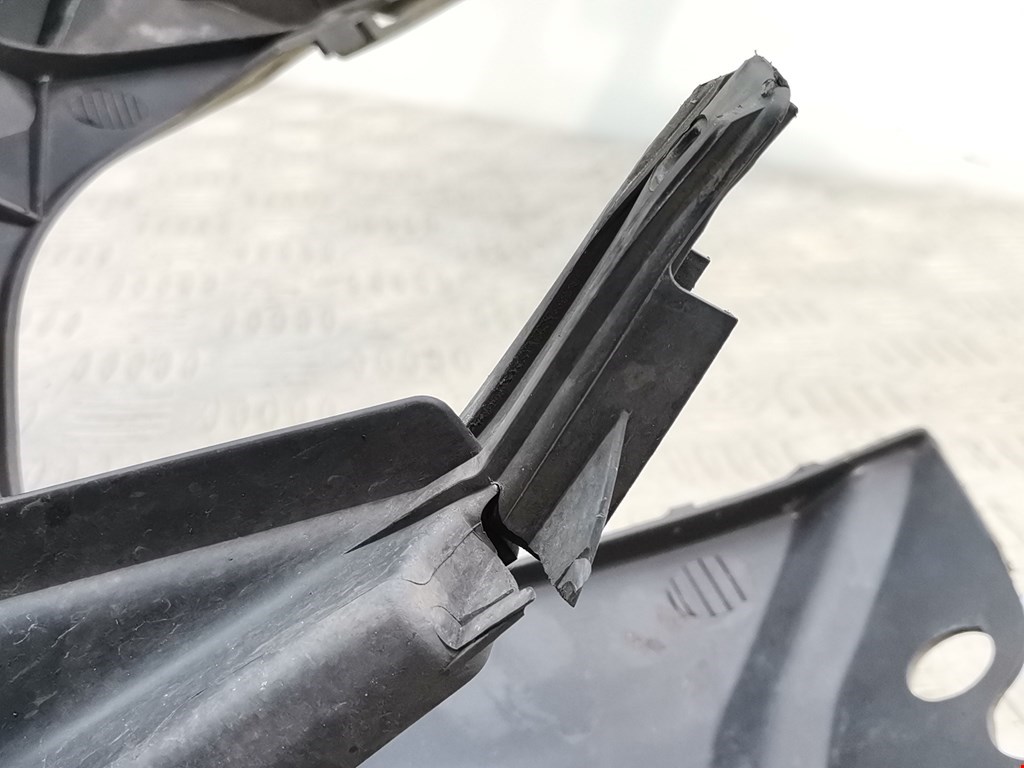 Усилитель переднего бампера (передний) FORD C-MAX 2010-2019