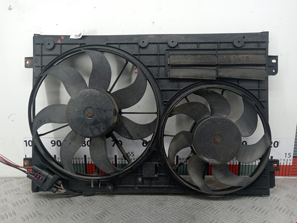 Вентилятор радиатора основного VOLKSWAGEN Tiguan 2007-2016