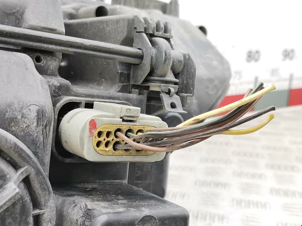 Фара правая MERCEDES-BENZ E-Class W212, S212, C207 2009-2016