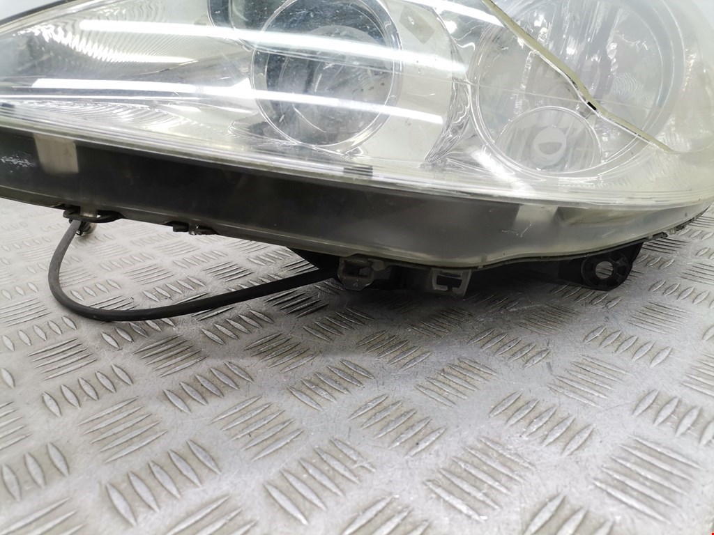 Фара левая PEUGEOT 807 2002-2014