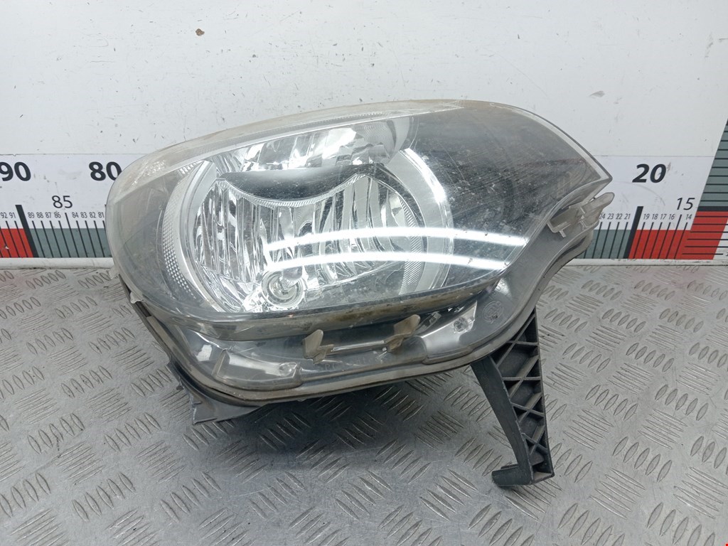 Фара правая RENAULT Twingo 2014-н.в.