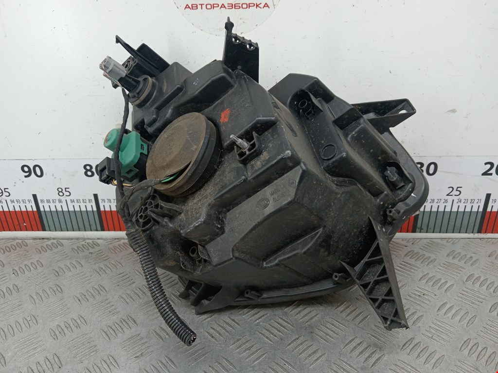 Фара левая RENAULT Twingo 2014-н.в.