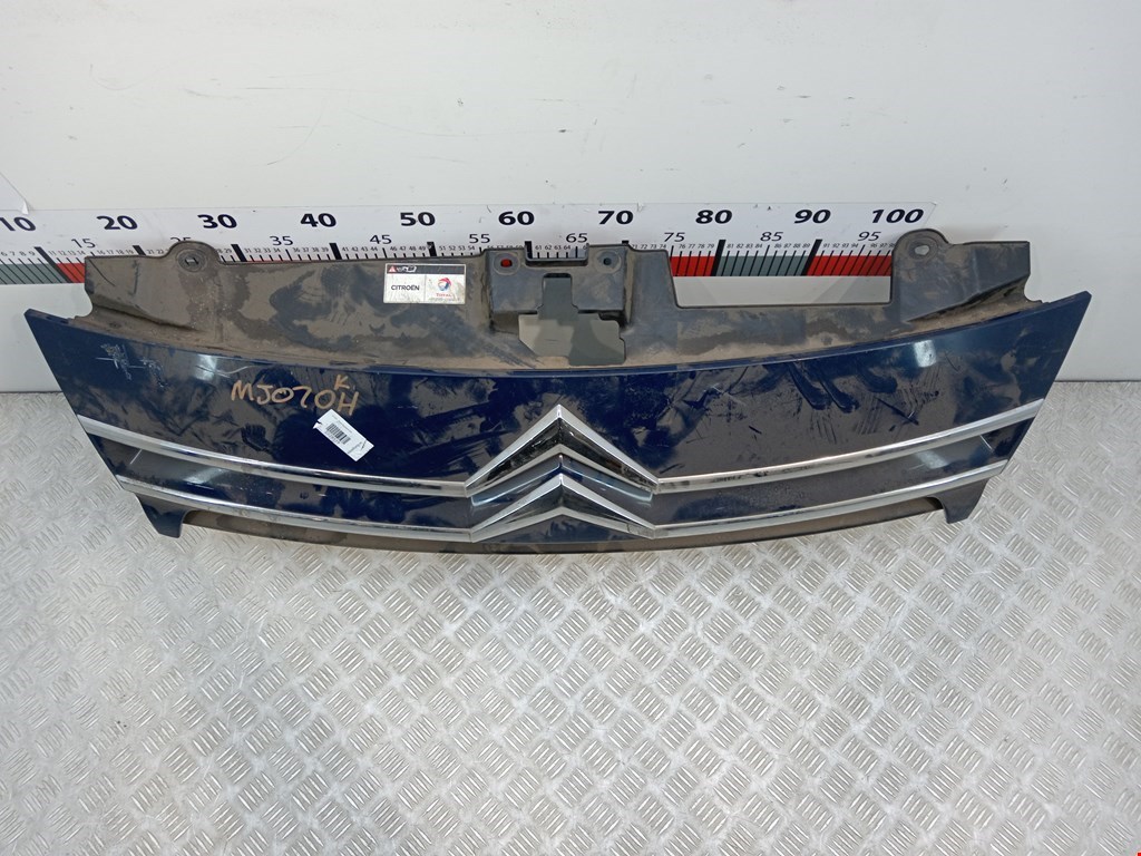 Решетка радиатора CITROEN Jumpy 2007-2016