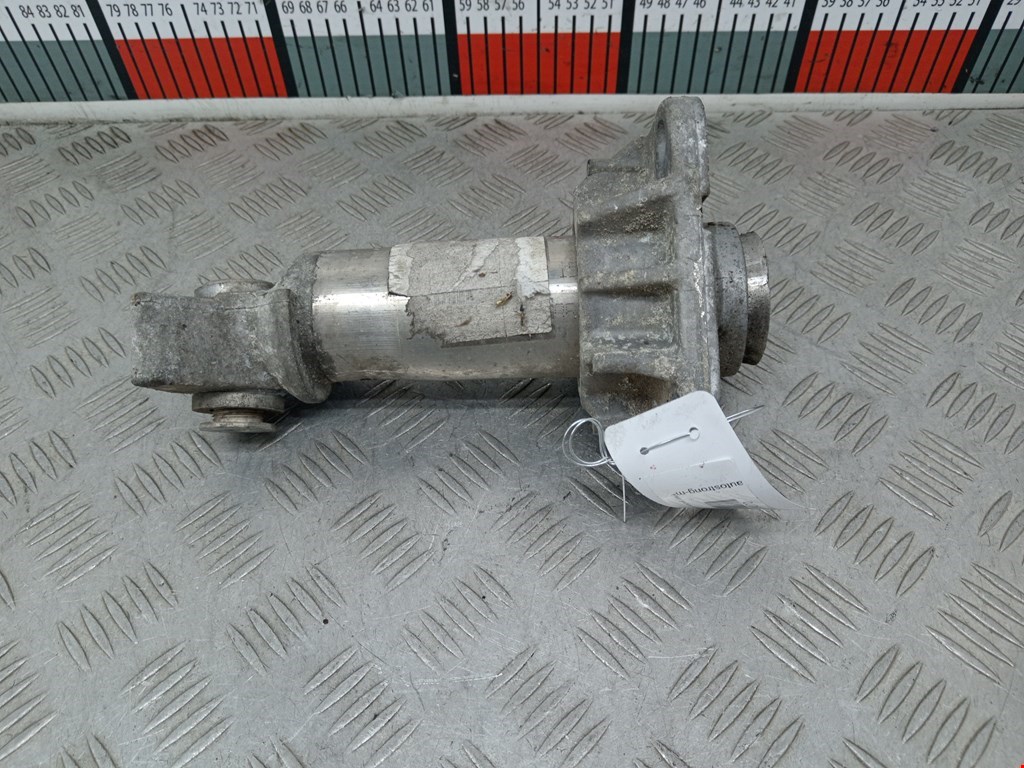 Отбойник бампера передний левый Audi A4 B6 (2000-2006)