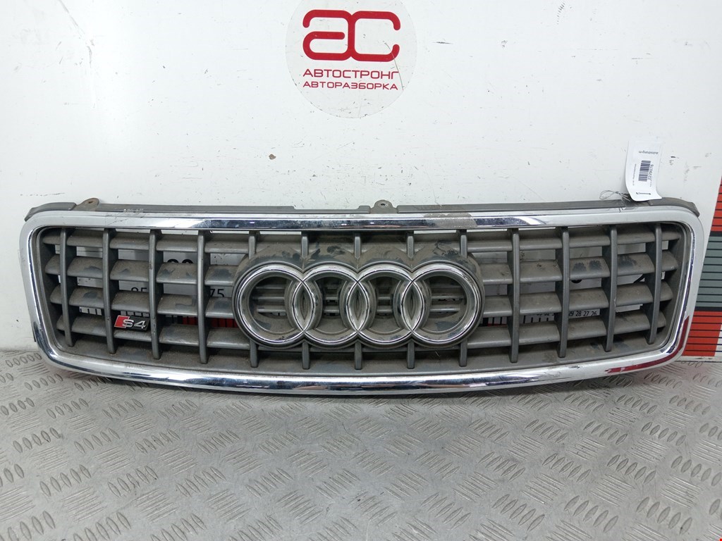 Решетка радиатора AUDI A4 B6 2001-2005