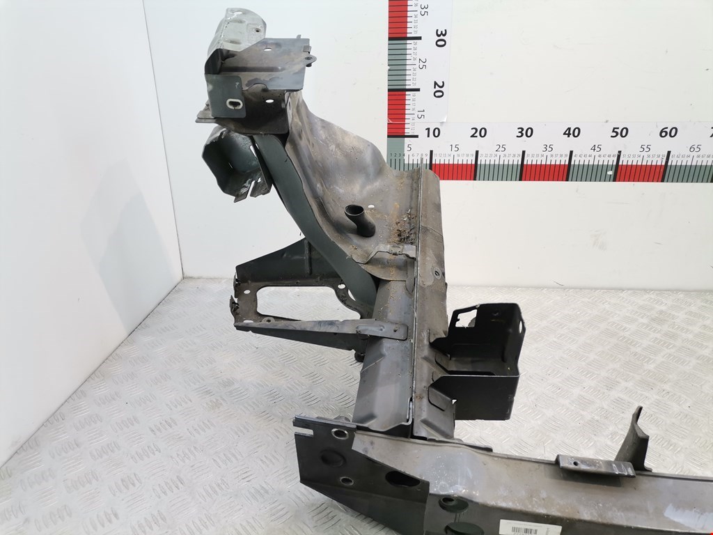 Усилитель переднего бампера (передний) VOLVO XC90 2002-2014