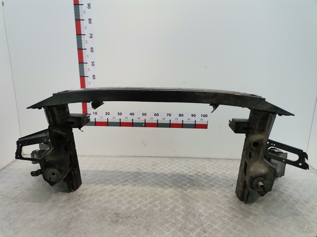 Усилитель переднего бампера (передний) VOLVO XC90 2002-2014