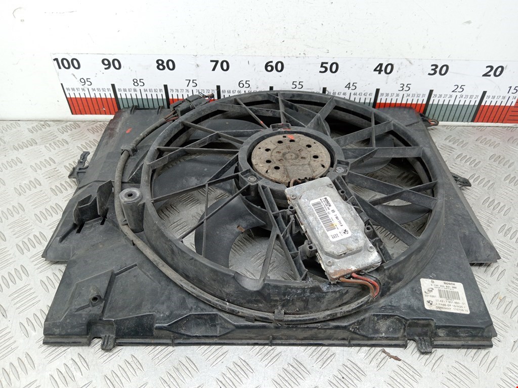 Вентилятор радиатора основного BMW 3er E90/E91 2005-2012