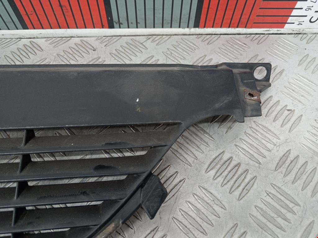 Решетка радиатора RENAULT Espace 1997-2003