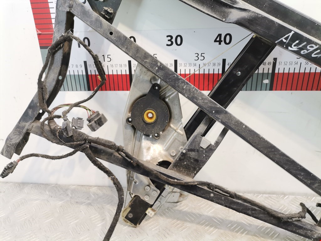 Стеклоподъемник задний правый AUDI A6 Allroad C5 2000-2006