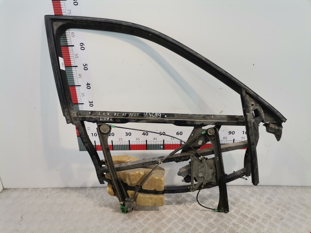 Стеклоподъемник передний правый AUDI A4 B5 1995-2001