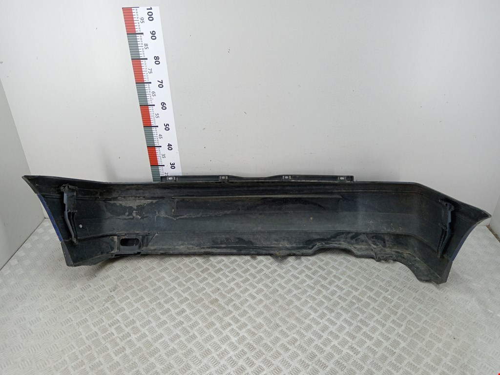 Бампер задний VOLKSWAGEN Golf III 1991-1997