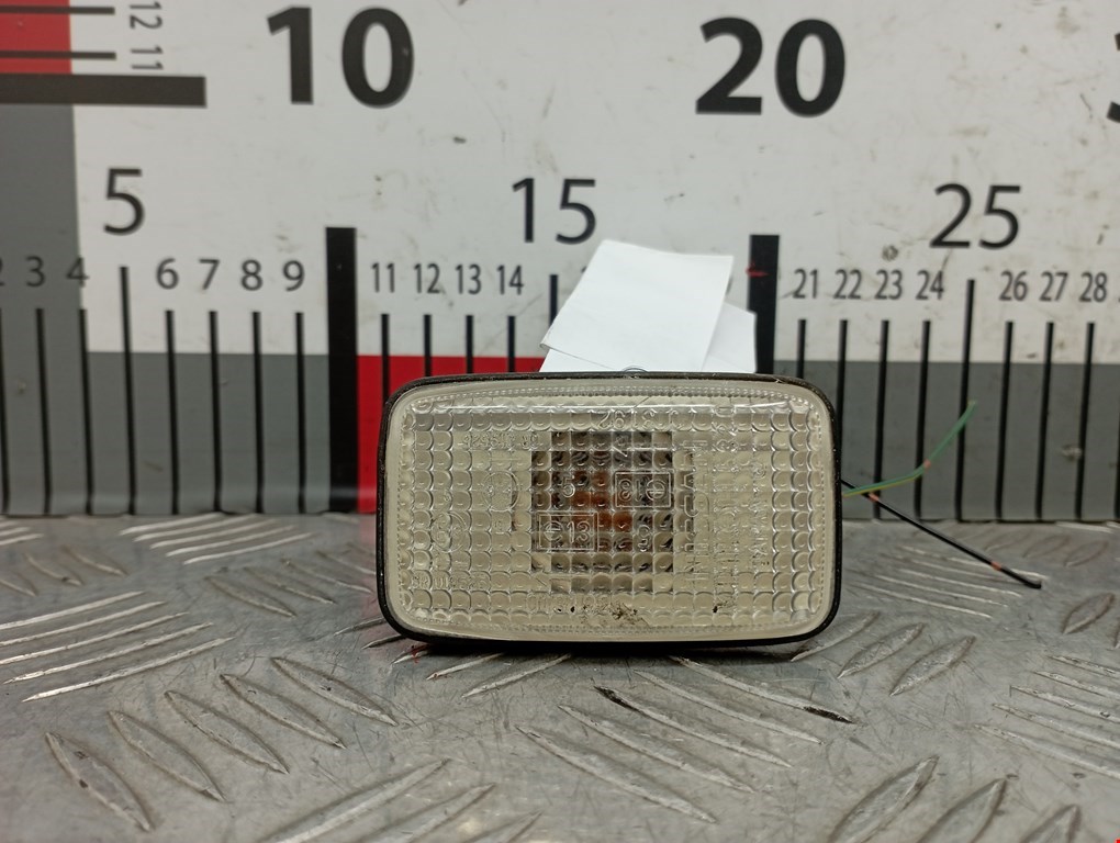 Повторитель на крыло NISSAN X-Trail T30 2000-2007