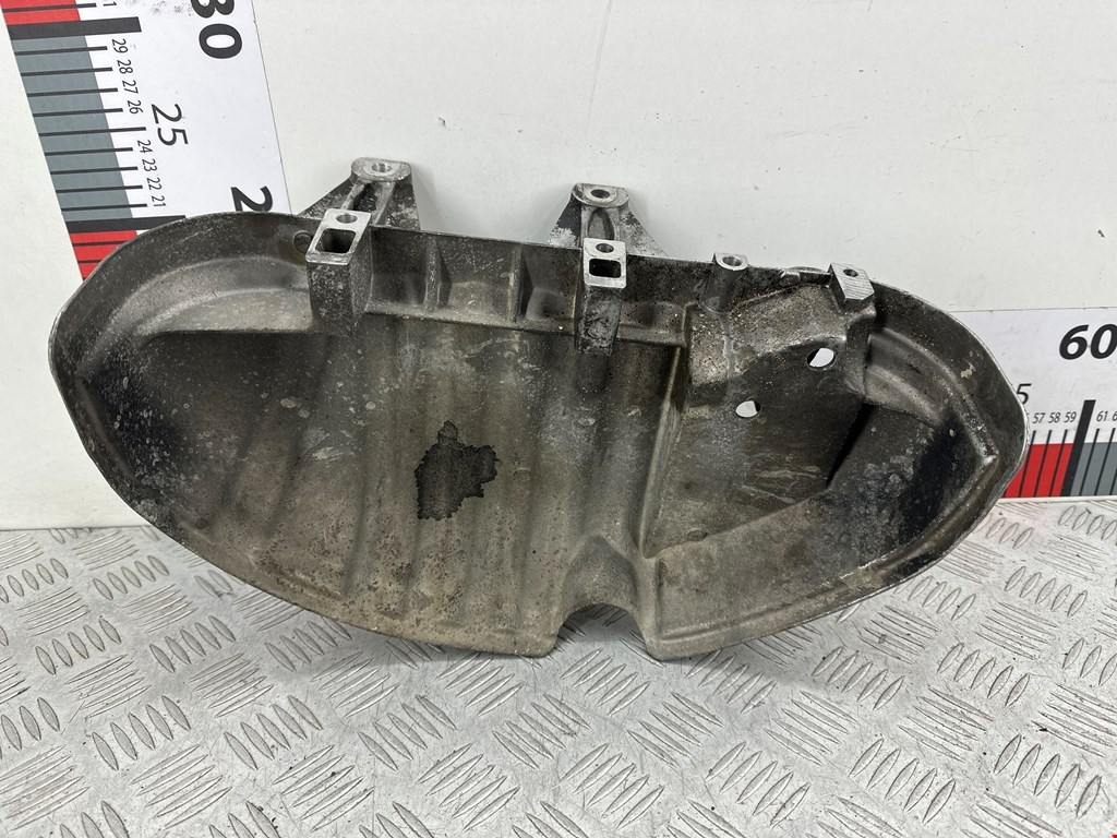 Экран тепловой VOLKSWAGEN Bora 1998-2005