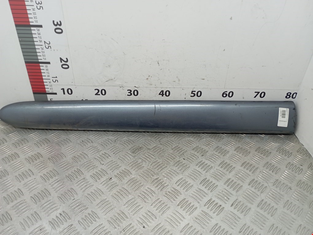 Накладка декоративная (молдинг) двери передней правой Citroen Xsara Picasso (1999-2012)