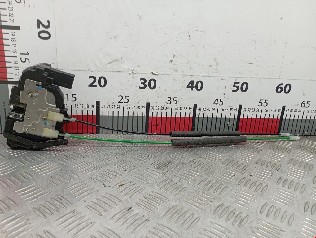 Замок двери задней правой HYUNDAI i20 l 2008-2014