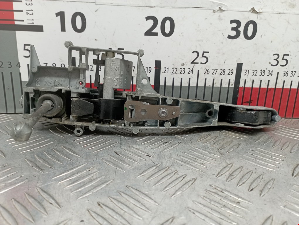 Ручка двери передней наружная левая PEUGEOT 207 2006-2015