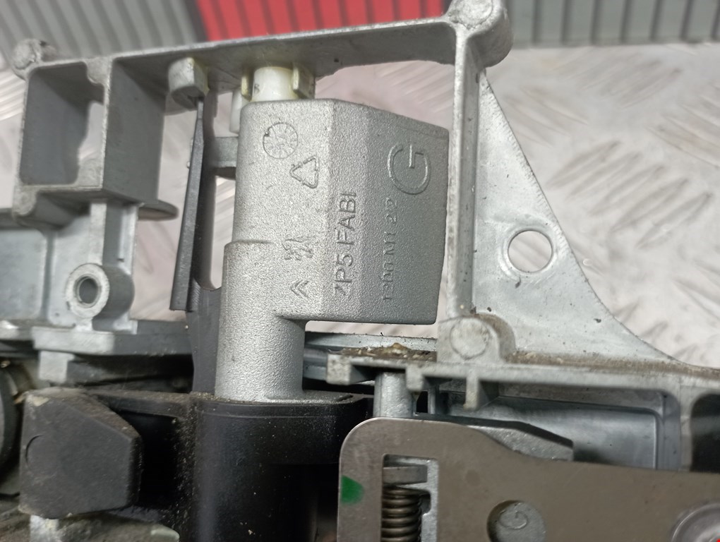 Ручка двери передней наружная левая PEUGEOT 207 2006-2015