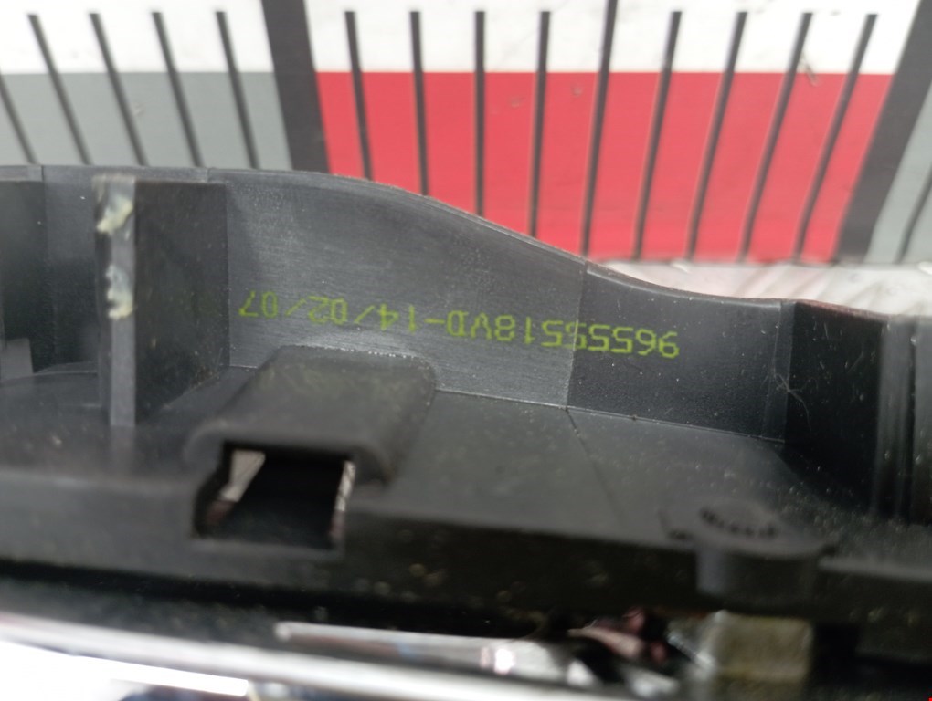 Ручка дверная передняя внутренняя левая PEUGEOT 207 2006-2015