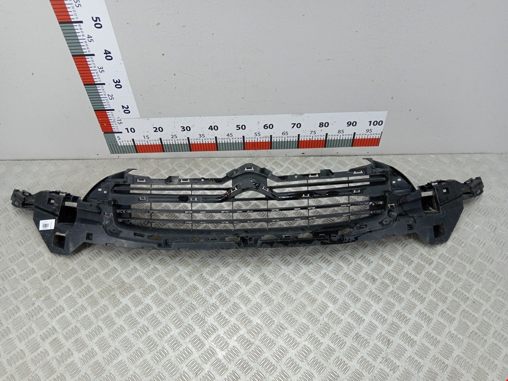 Решетка радиатора CITROEN C4 II 2010-2022