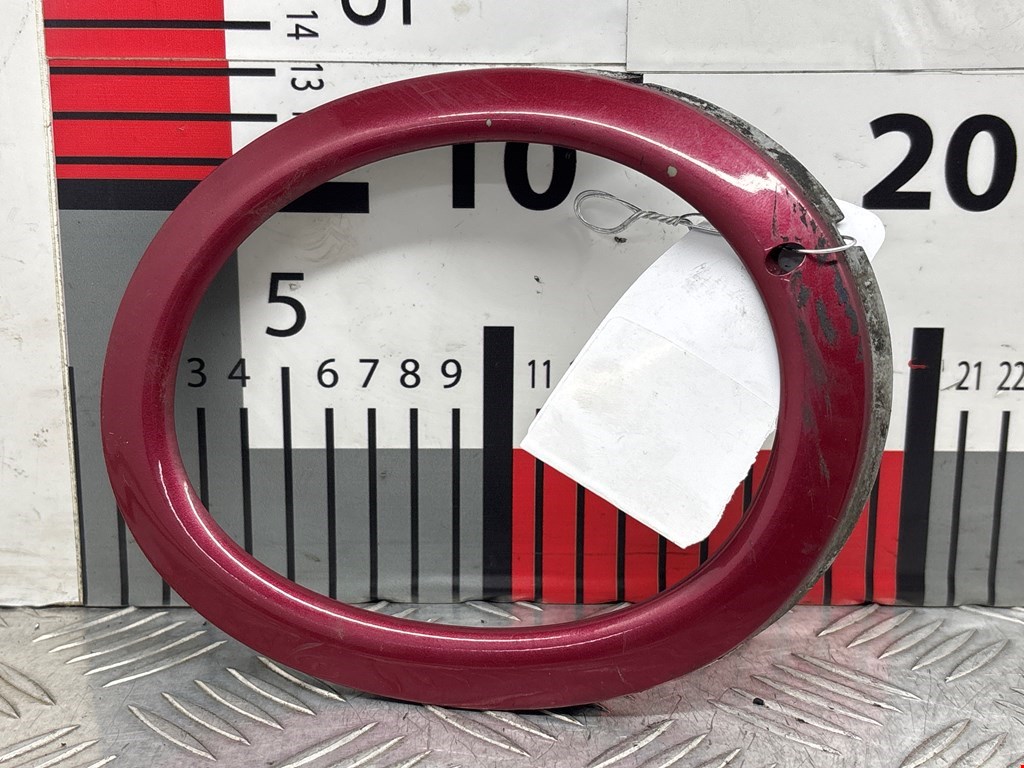 Решетка (рамка) фары противотуманной правой Ford Mondeo 2 (1996-2002)