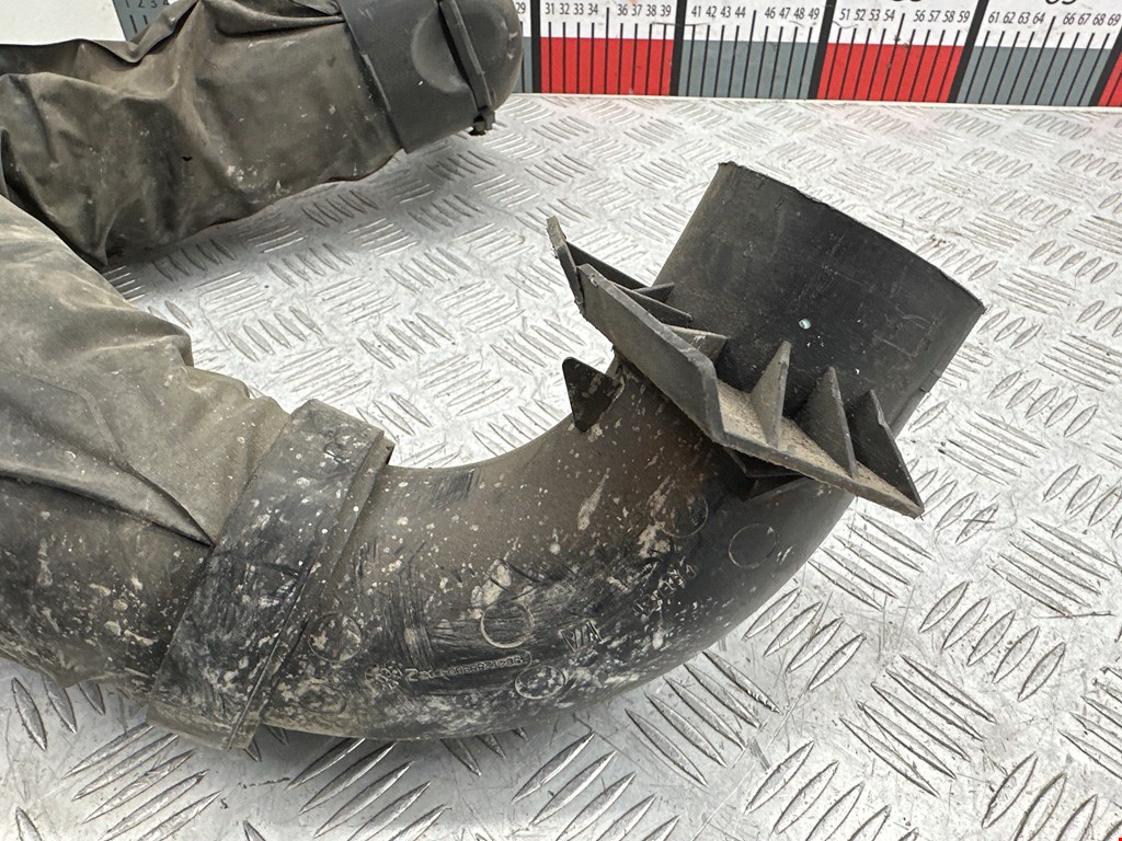 Патрубок воздушного фильтра PEUGEOT 307 2001-2008