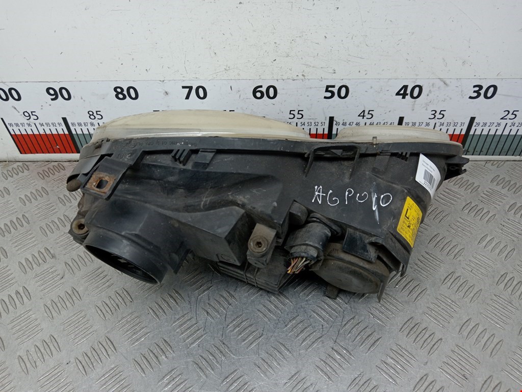 Фара левая VOLKSWAGEN Polo IV 2001-2009