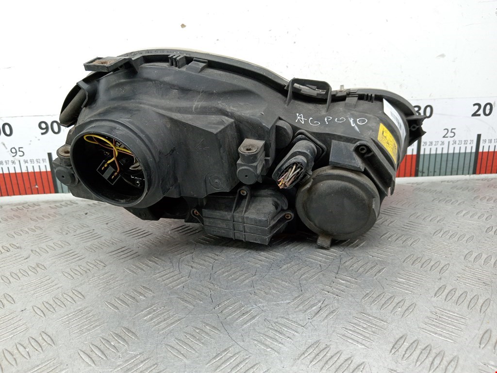 Фара левая VOLKSWAGEN Polo IV 2001-2009