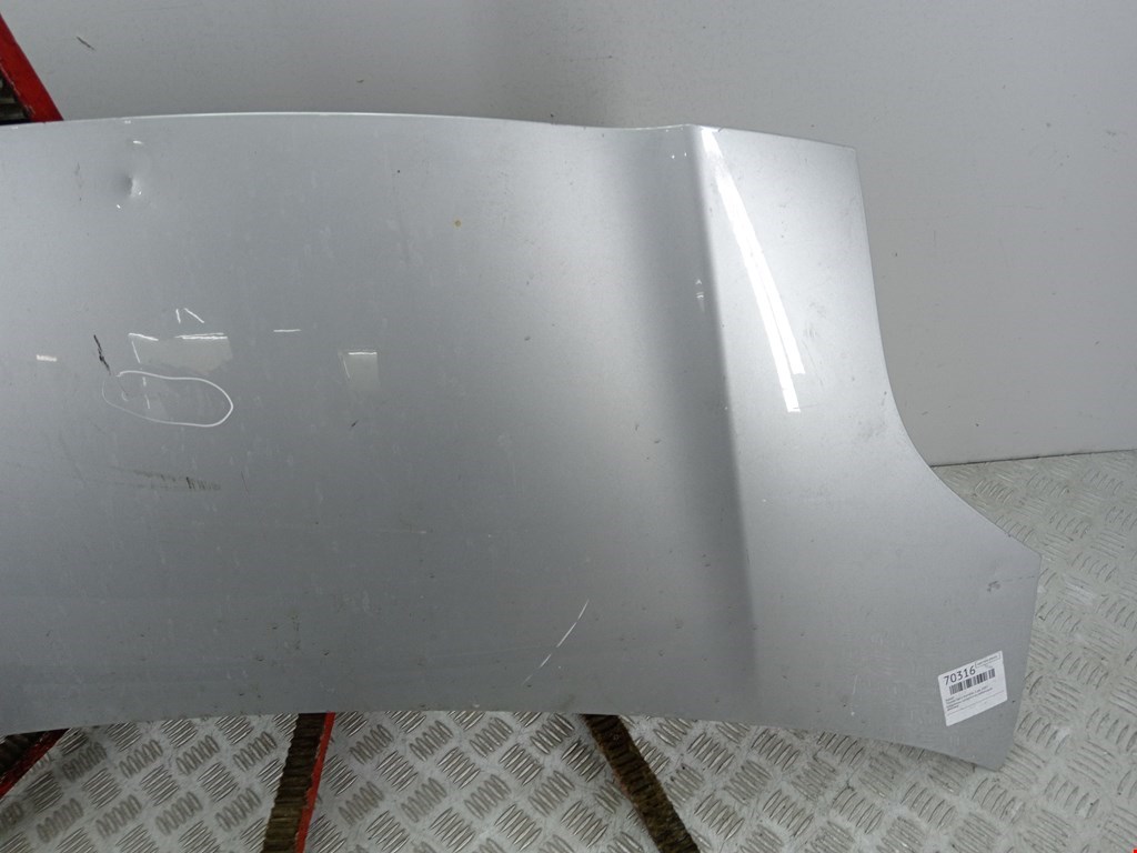 Капот TOYOTA Yaris II XP50 2005-2011