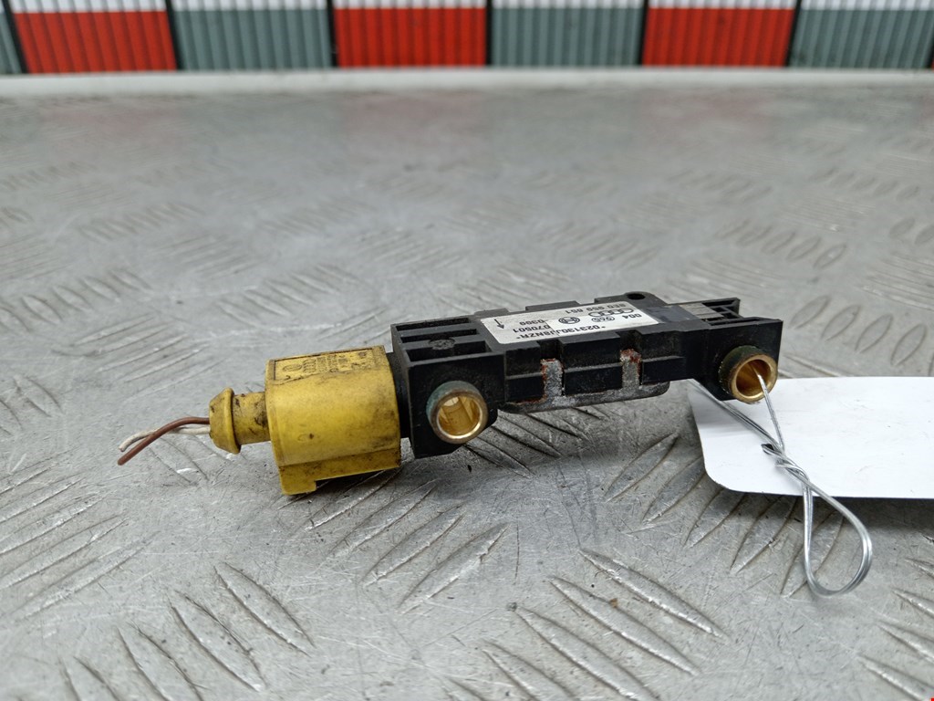 Датчик AIR BAG (подушек безопасности) AUDI A4 B6 2001-2005