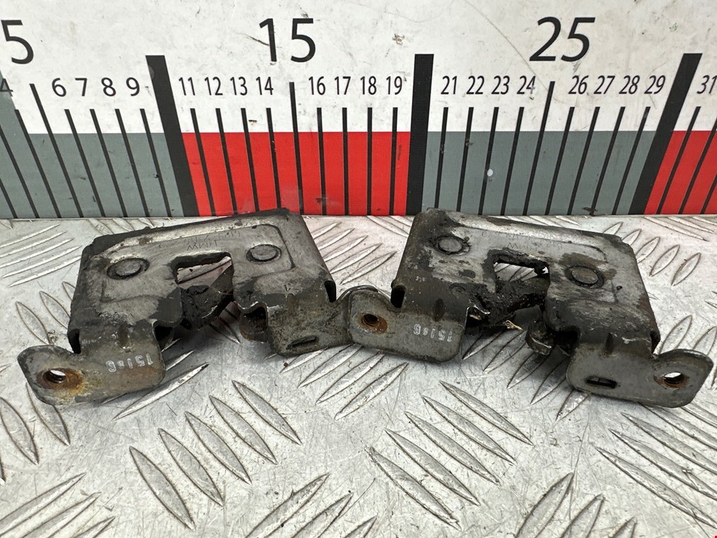 Замок капота BMW X3 (E83) (2003-2010)