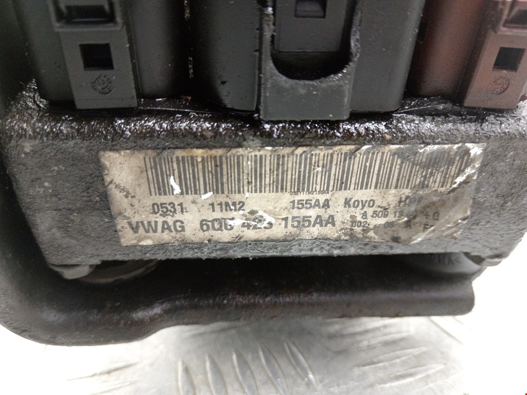 Насос гидроусилителя руля (ГУР) VOLKSWAGEN Polo IV 2001-2009