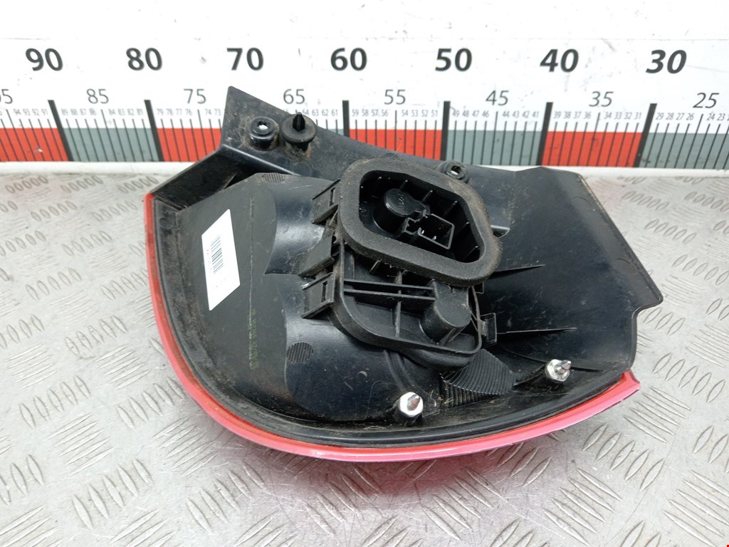 Фонарь задний левый MITSUBISHI Colt Z3 2003-2012