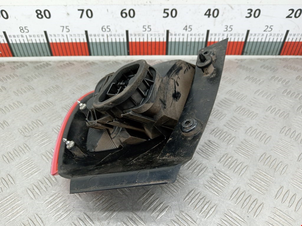 Фонарь задний левый MITSUBISHI Colt Z3 2003-2012