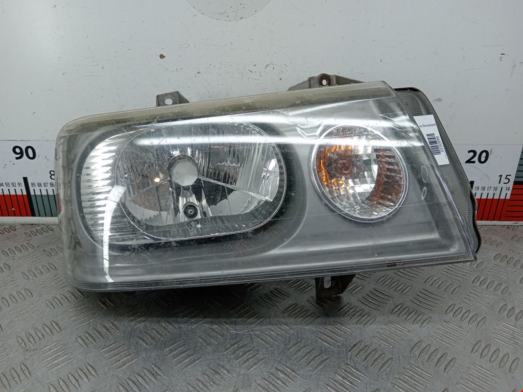 Фара правая CITROEN Jumpy 1994-2006