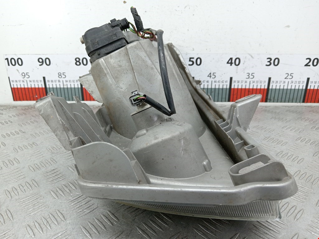 Фара правая CITROEN Jumpy 1994-2006