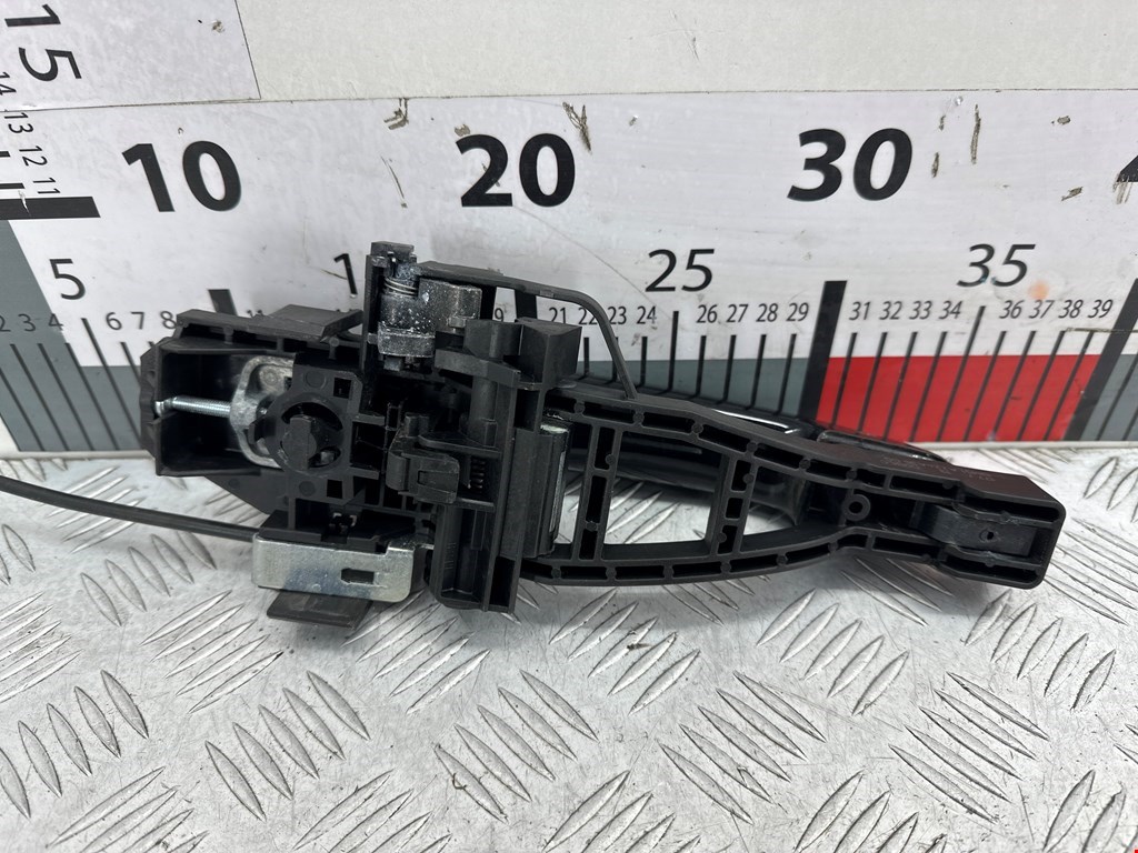 Ручка двери задней наружная правая FORD Focus III 2011-2019