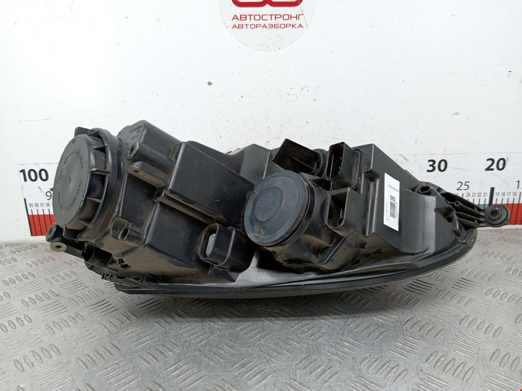 Фара правая VOLKSWAGEN Golf V 2003-2009