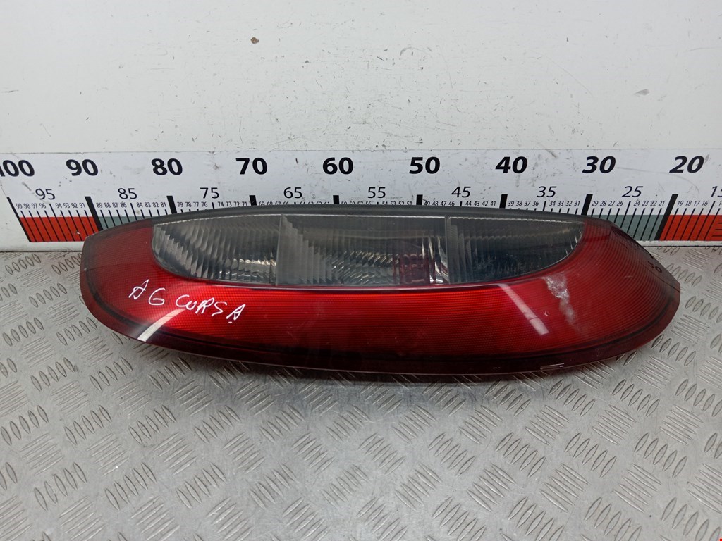 Фонарь задний правый Opel Corsa C (2000-2006)