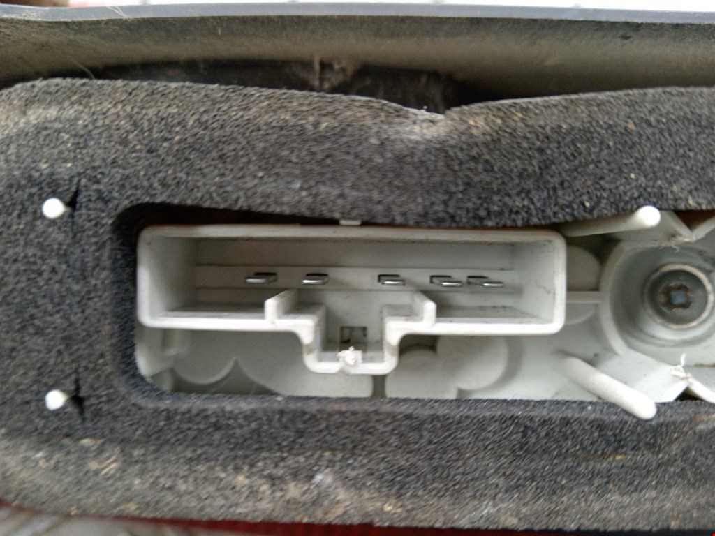 Фонарь задний правый FORD Focus II 2005-2011