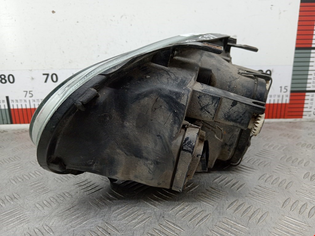 Фара правая VOLKSWAGEN Golf IV 1997-2003