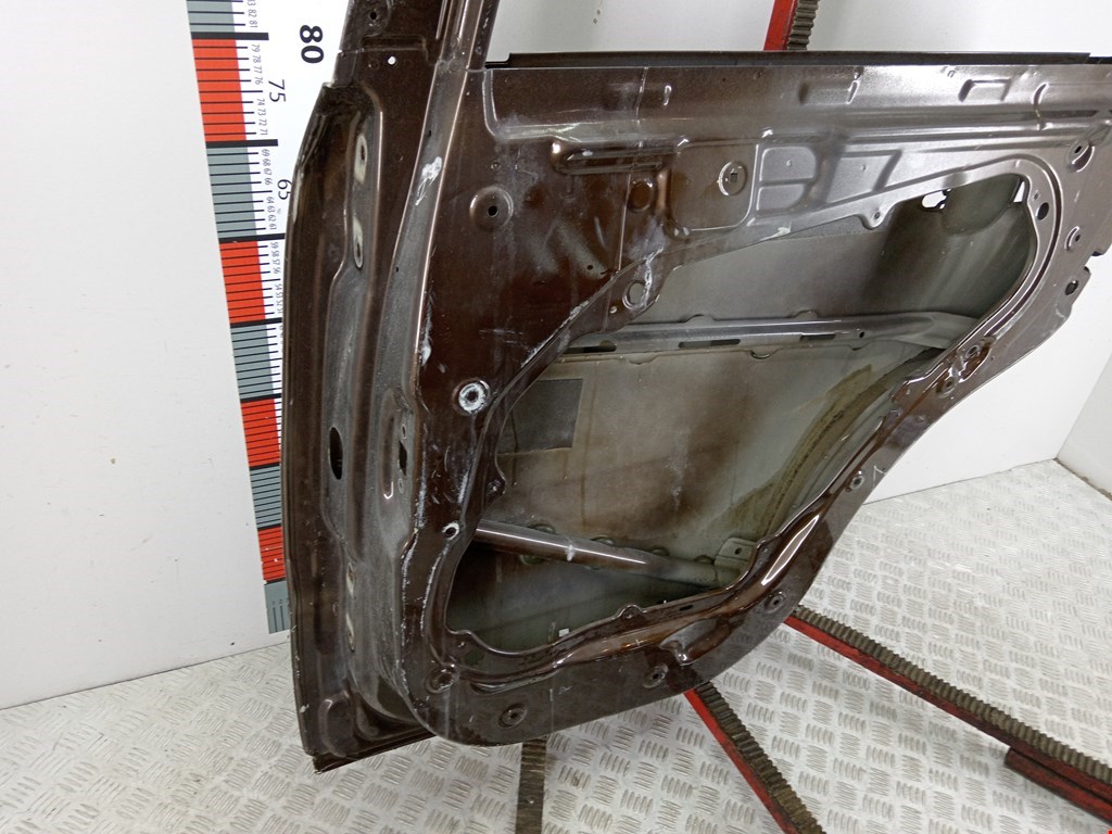 Дверь задняя правая KIA Sorento 2009-2021