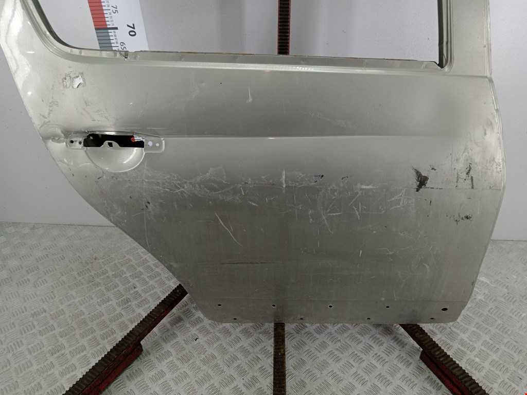 Дверь задняя правая RENAULT Sandero 2009-2014