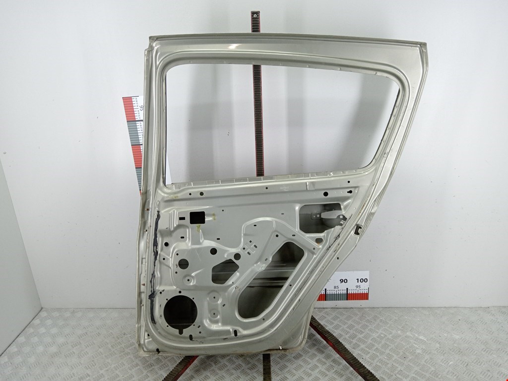 Дверь задняя правая RENAULT Sandero 2009-2014