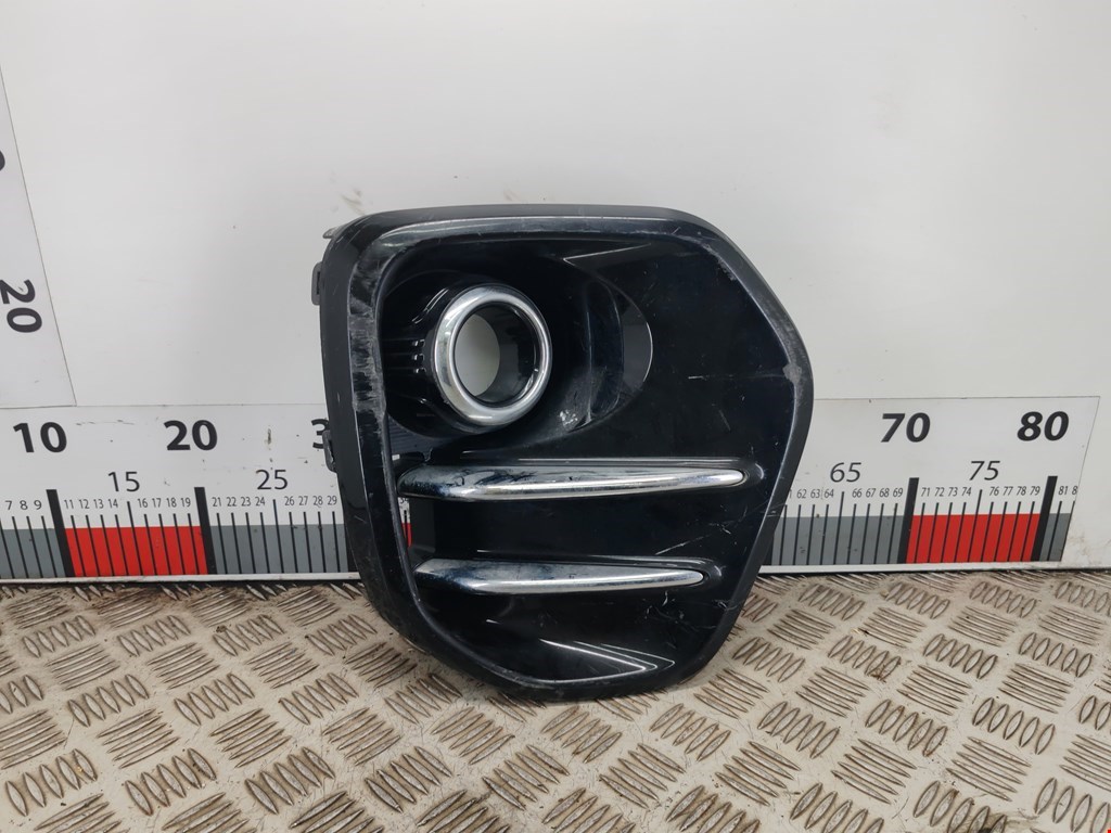 Решетка (рамка) фары противотуманной правой Kia Sportage 4 (QL) (2015-2022)