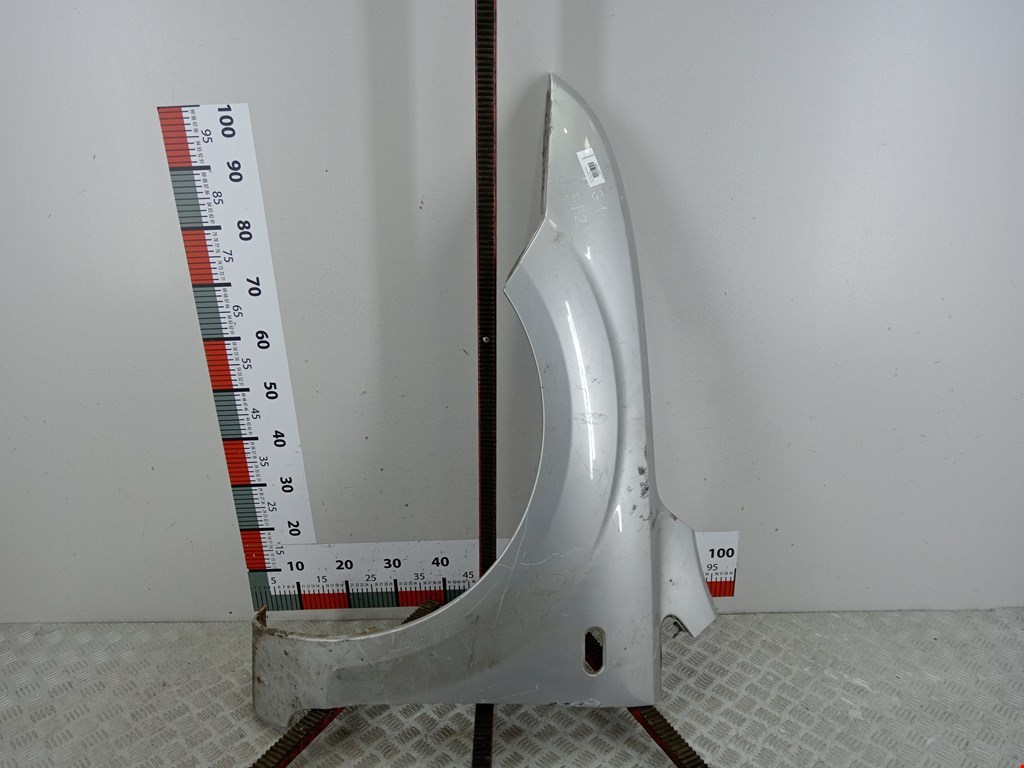 Крыло переднее левое FORD Focus II 2005-2011